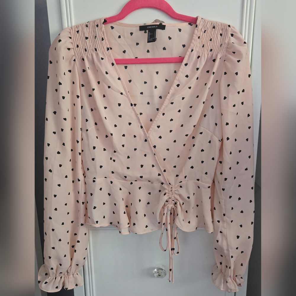 Forever 21 Pink Heart Print Top Size S